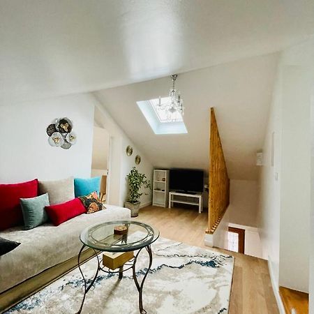 Appartement Charmant Et Lumineux Villejuif Kültér fotó